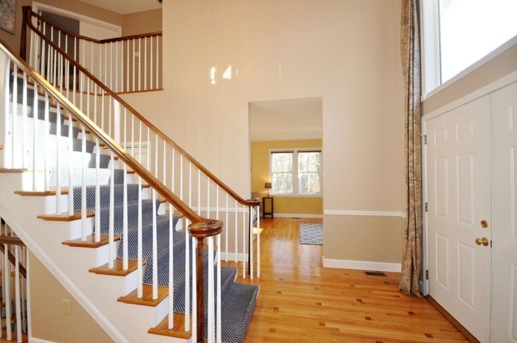 80 Longfellow Road Wellesley, MA 02481 - Photo 2 of 28