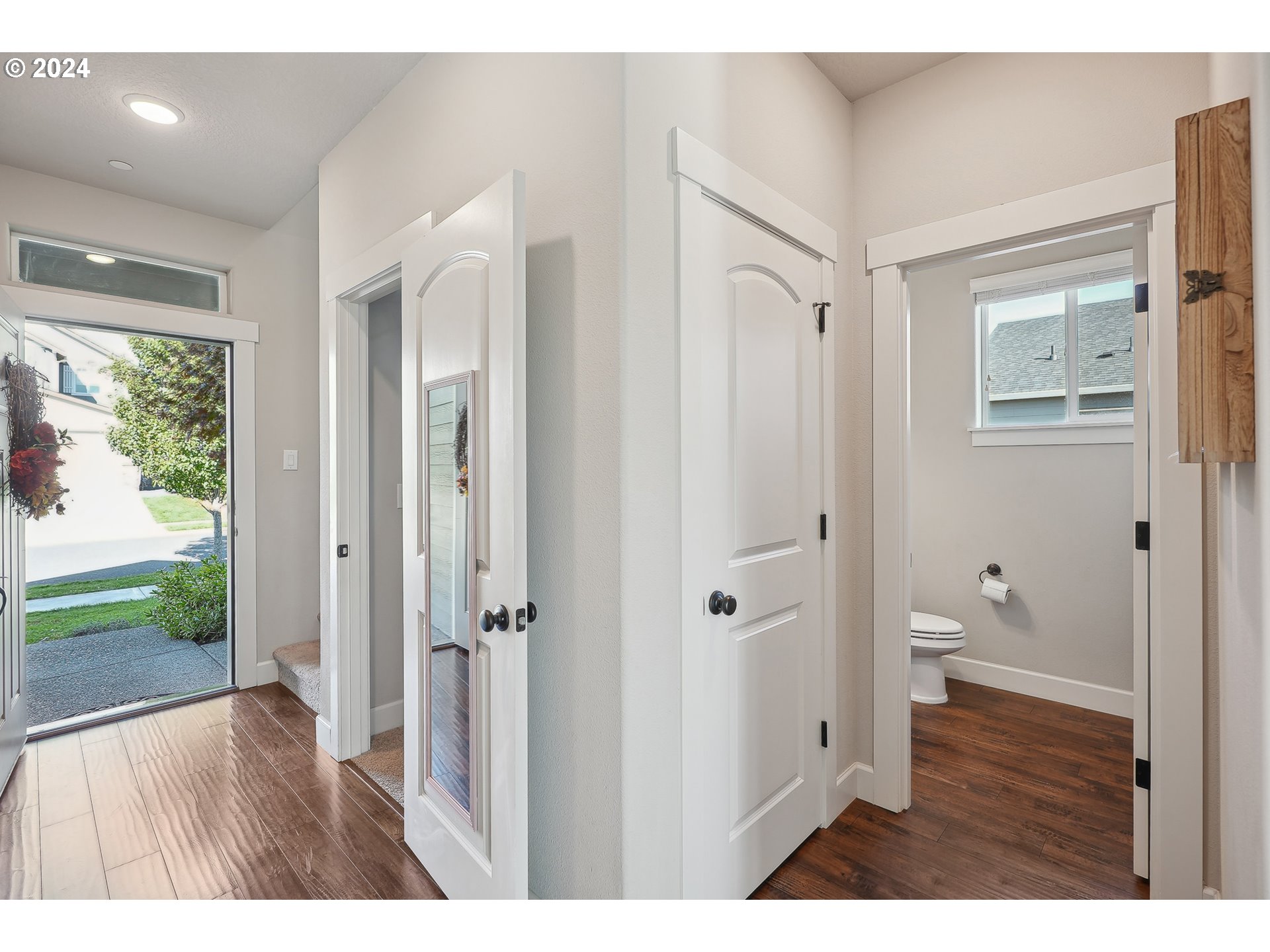3520 Northeast Spruce Drive Camas, WA 98607 - Photo 7 of 38 a bathroom with a wooden floor