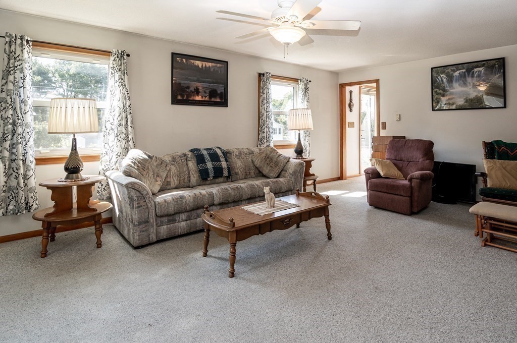19 George Street Webster, MA 01570 - Photo 11 of 42 Gallery Image 11