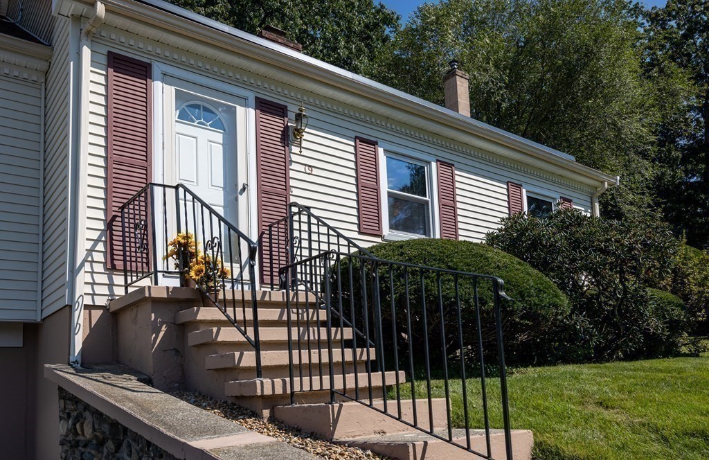 19 George Street Webster, MA 01570 - Photo 36 of 42 Gallery Image 36