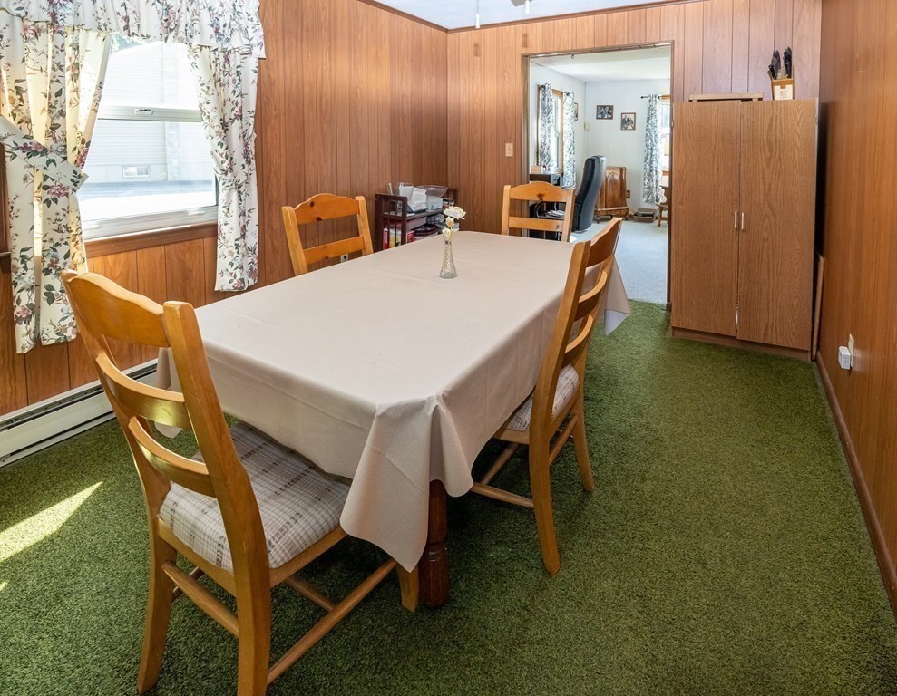 19 George Street Webster, MA 01570 - Photo 5 of 42 Gallery Image 5