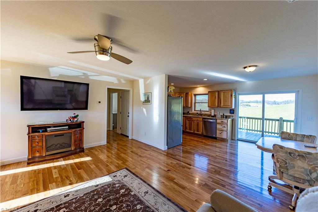 172 Wooten Road Sparta, NC 28675 - Photo 3 of 41 Gallery Image 3