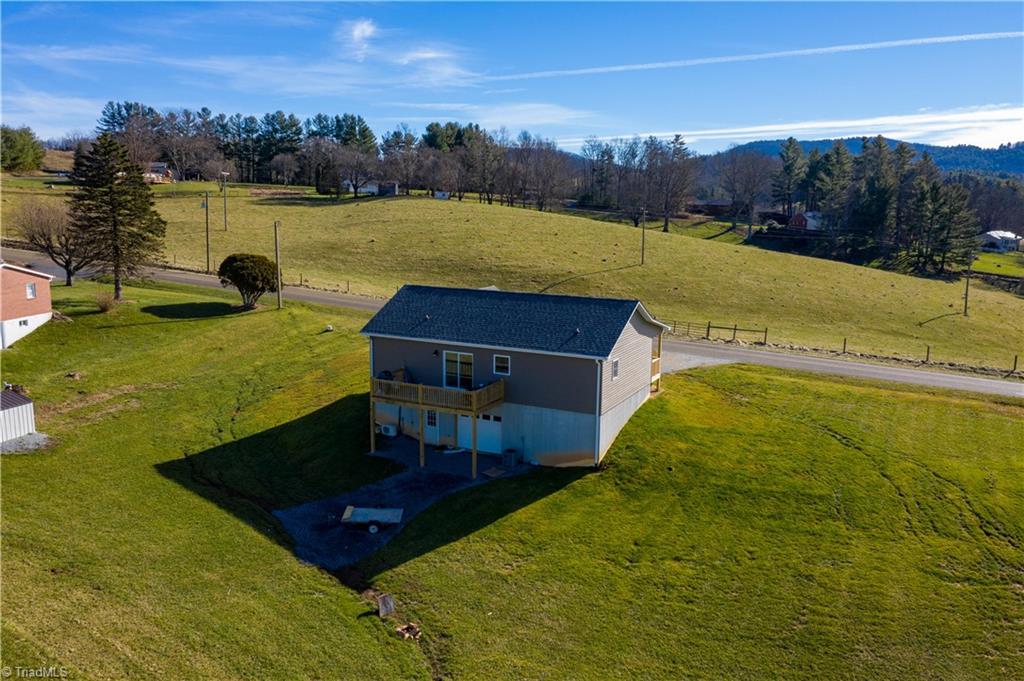 172 Wooten Road Sparta, NC 28675 - Photo 36 of 41 Gallery Image 36