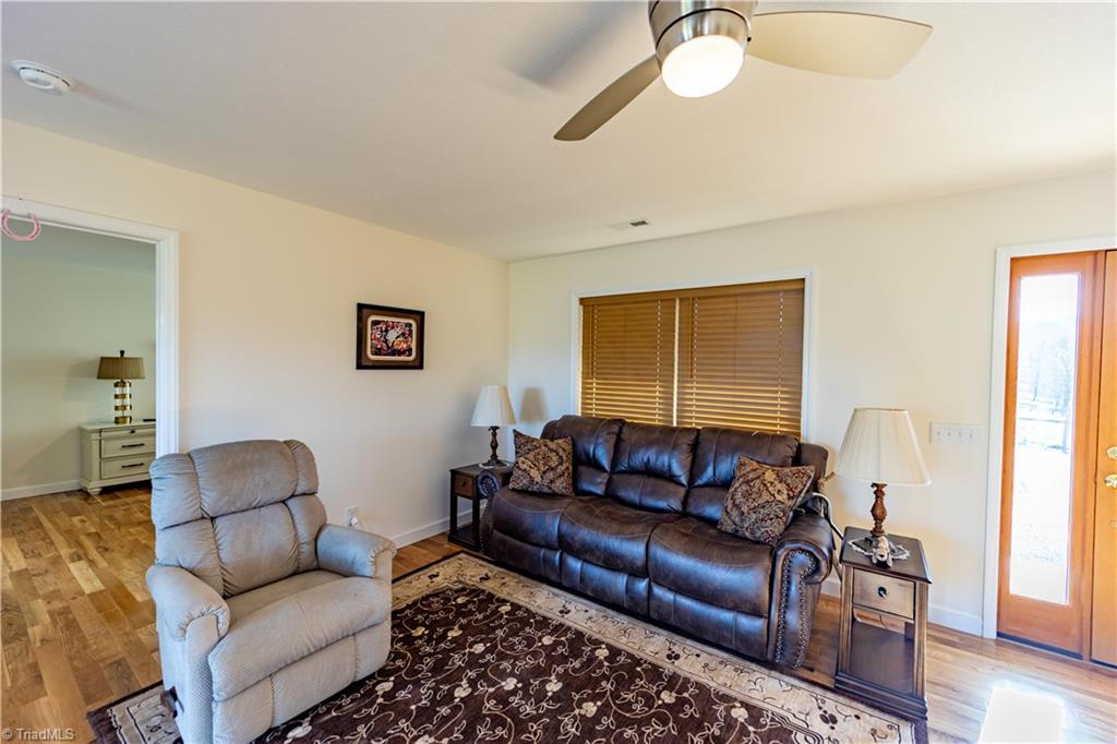 172 Wooten Road Sparta, NC 28675 - Photo 5 of 41 Gallery Image 5
