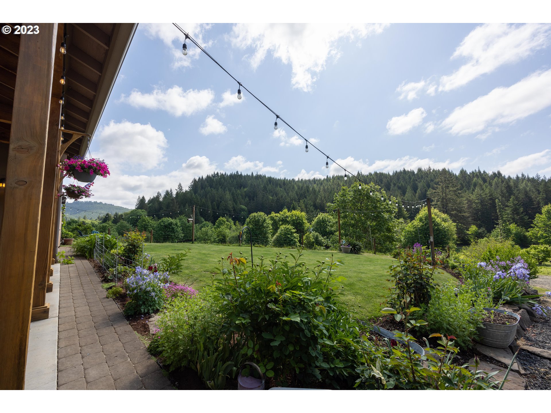 84978 Battle Creek Road Eugene, OR 97402 - Photo 2 of 47