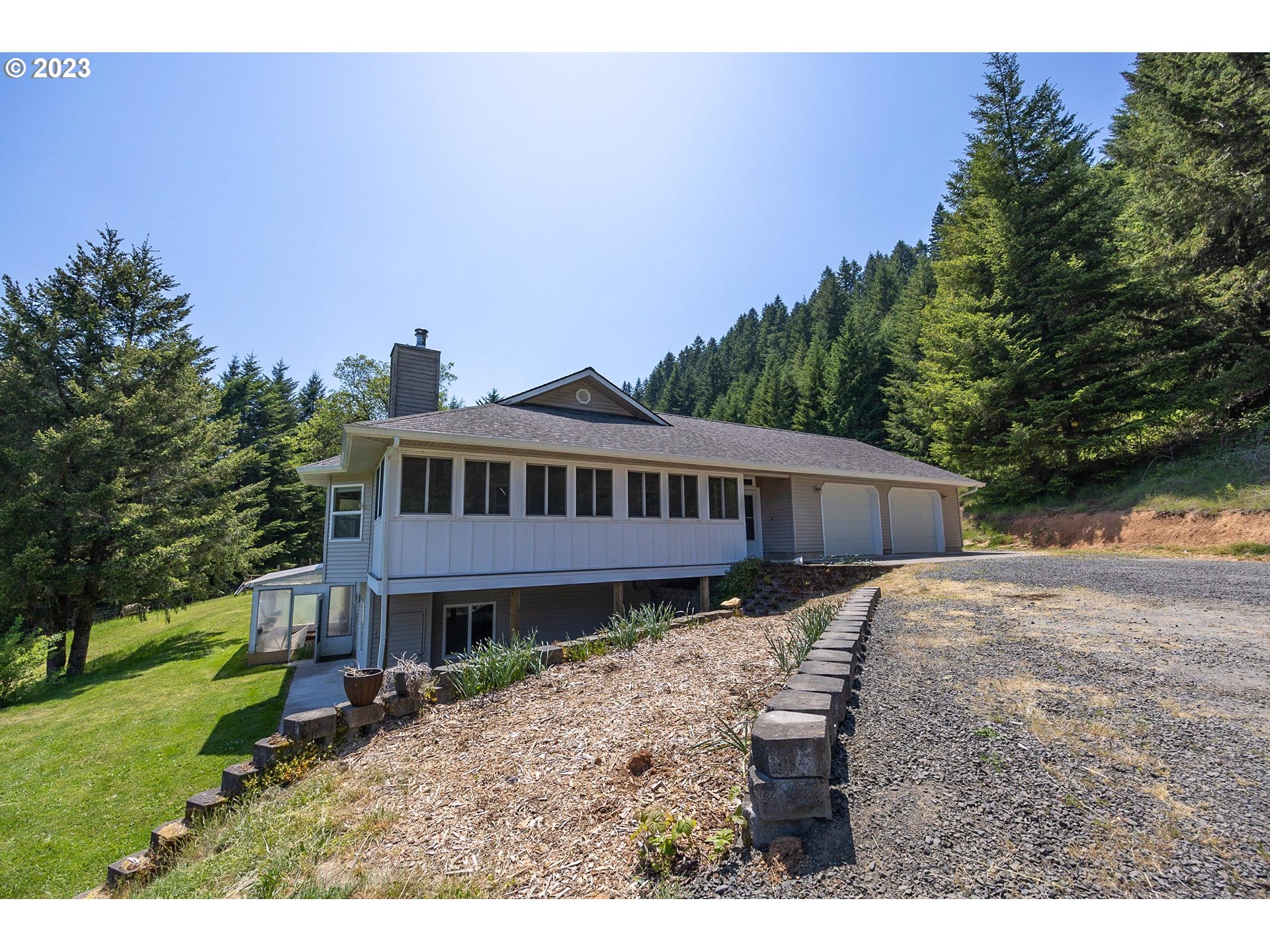 84978 Battle Creek Road Eugene, OR 97402 - Photo 6 of 47