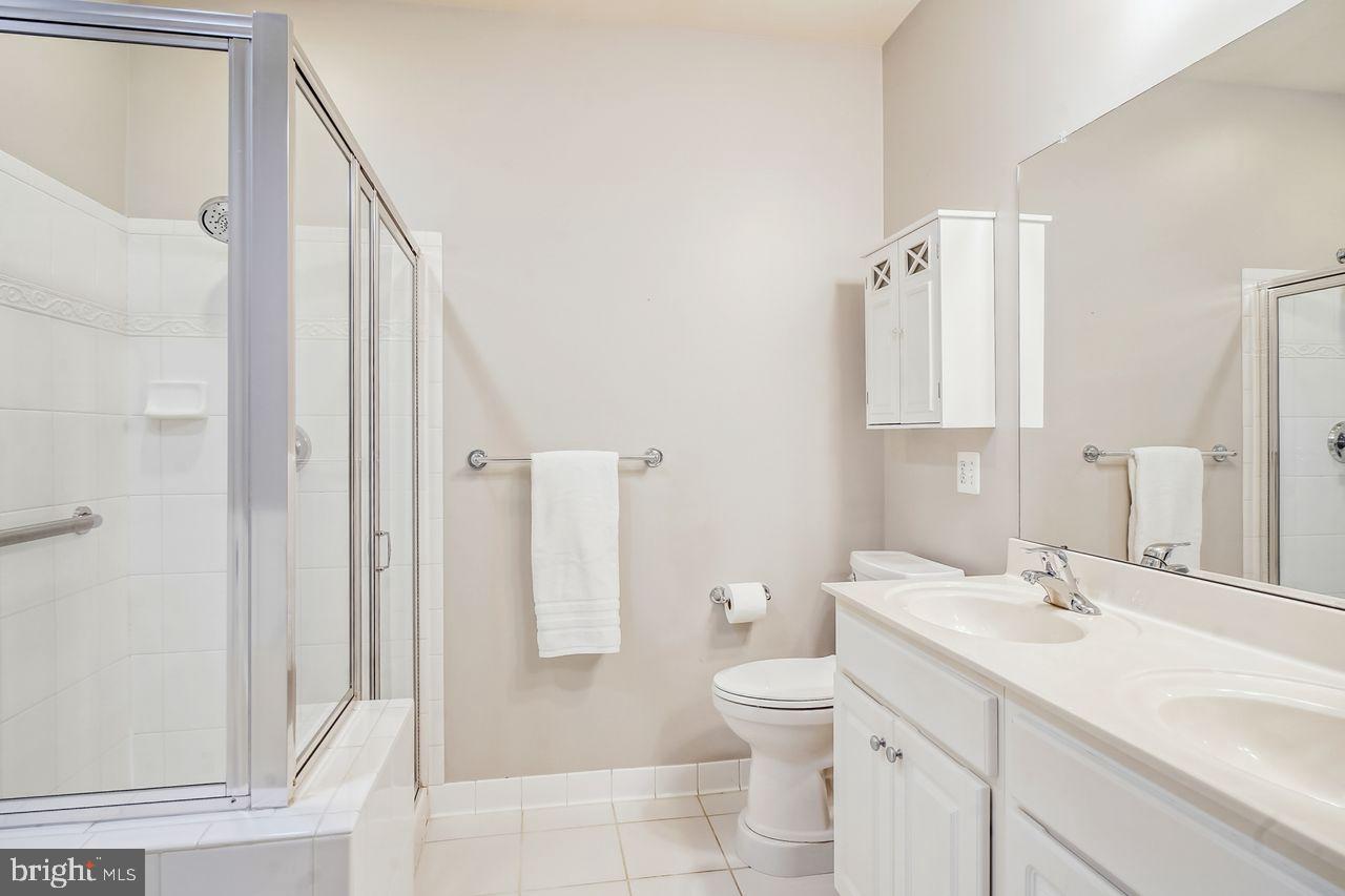 3011 Sanctuary Lane Frederick, MD 21701 - Photo 18 of 41 Primary Bethroom
