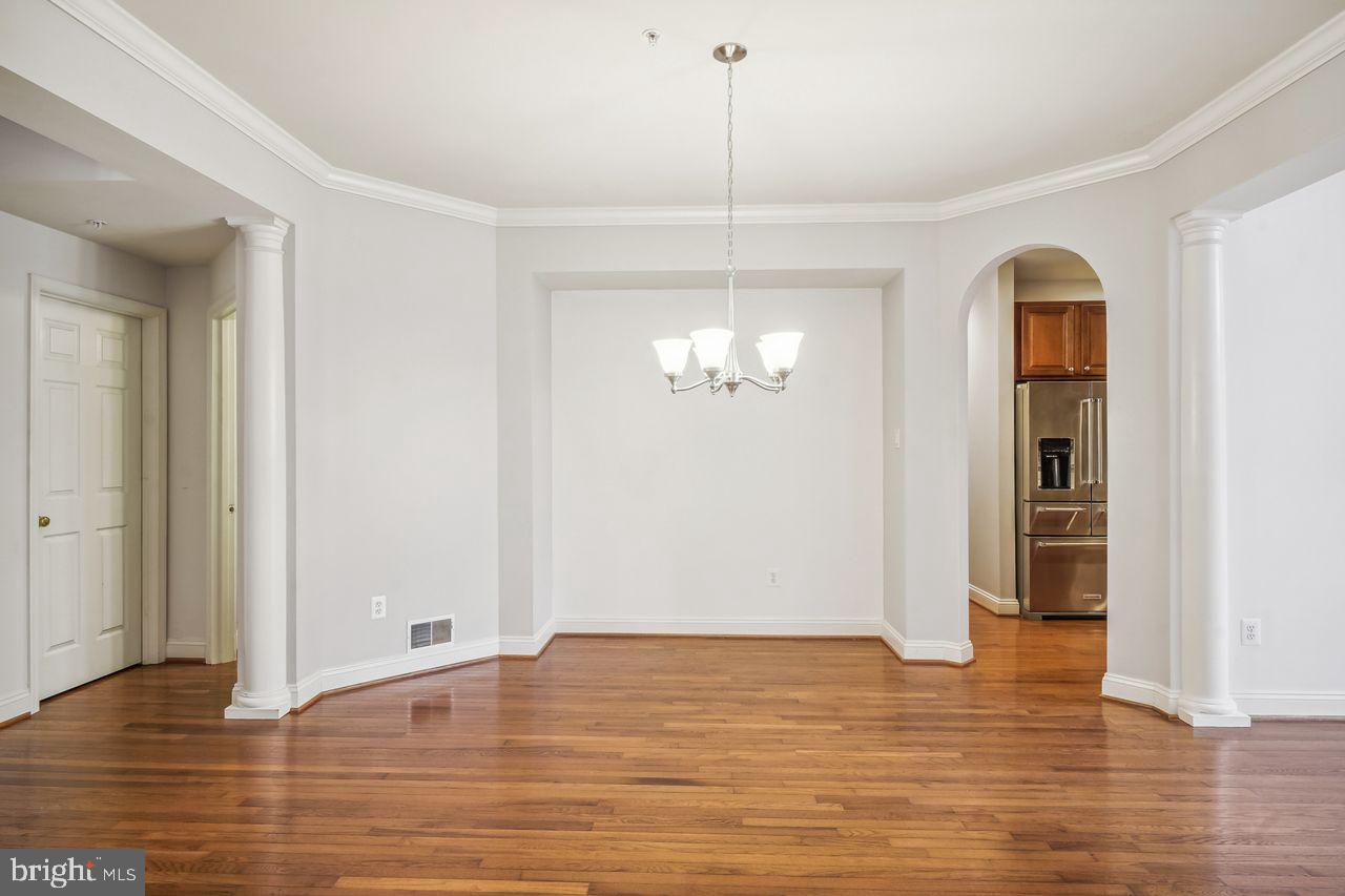 3011 Sanctuary Lane Frederick, MD 21701 - Photo 6 of 41 Dining Room