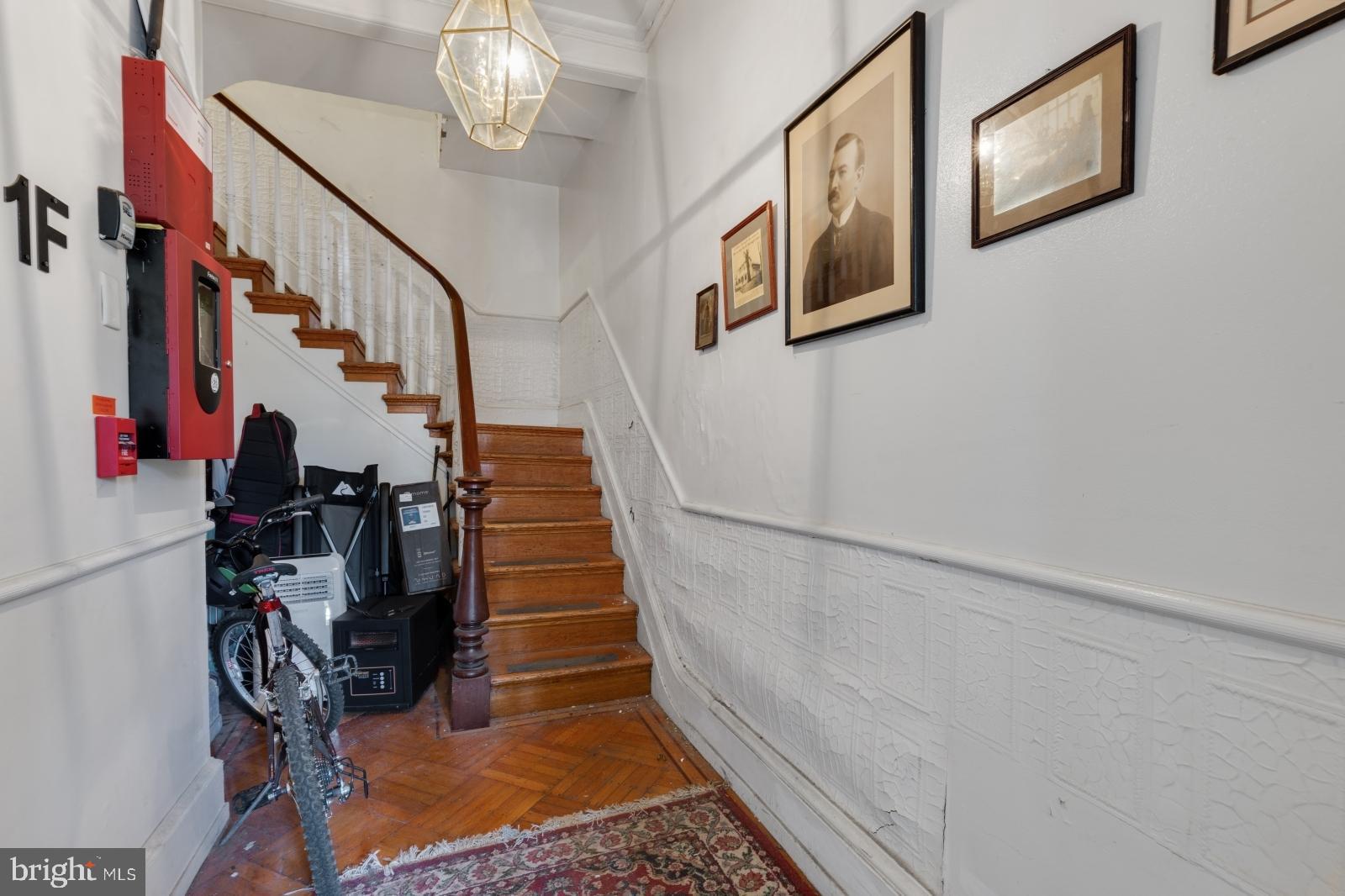 350 Green Lane Philadelphia, PA 19128 - Photo 36 of 48