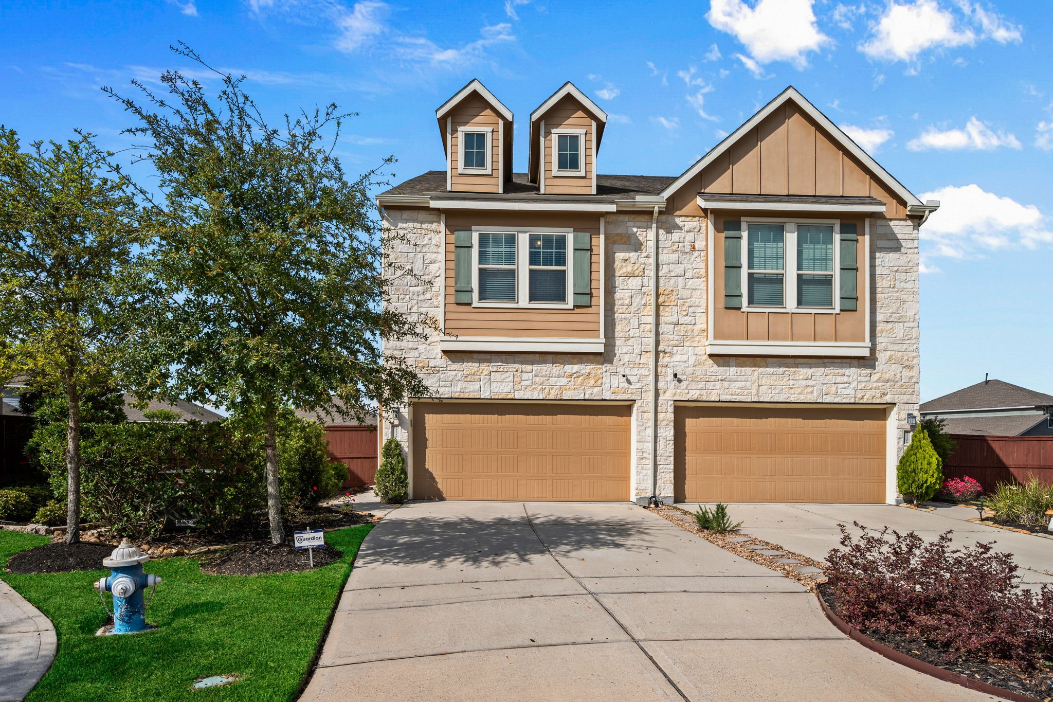 25330 Fallen Acorn Court Porter, TX 77365 - Photo 24 of 31 Home feels like a Single Family home. Area is quiet and quaint.