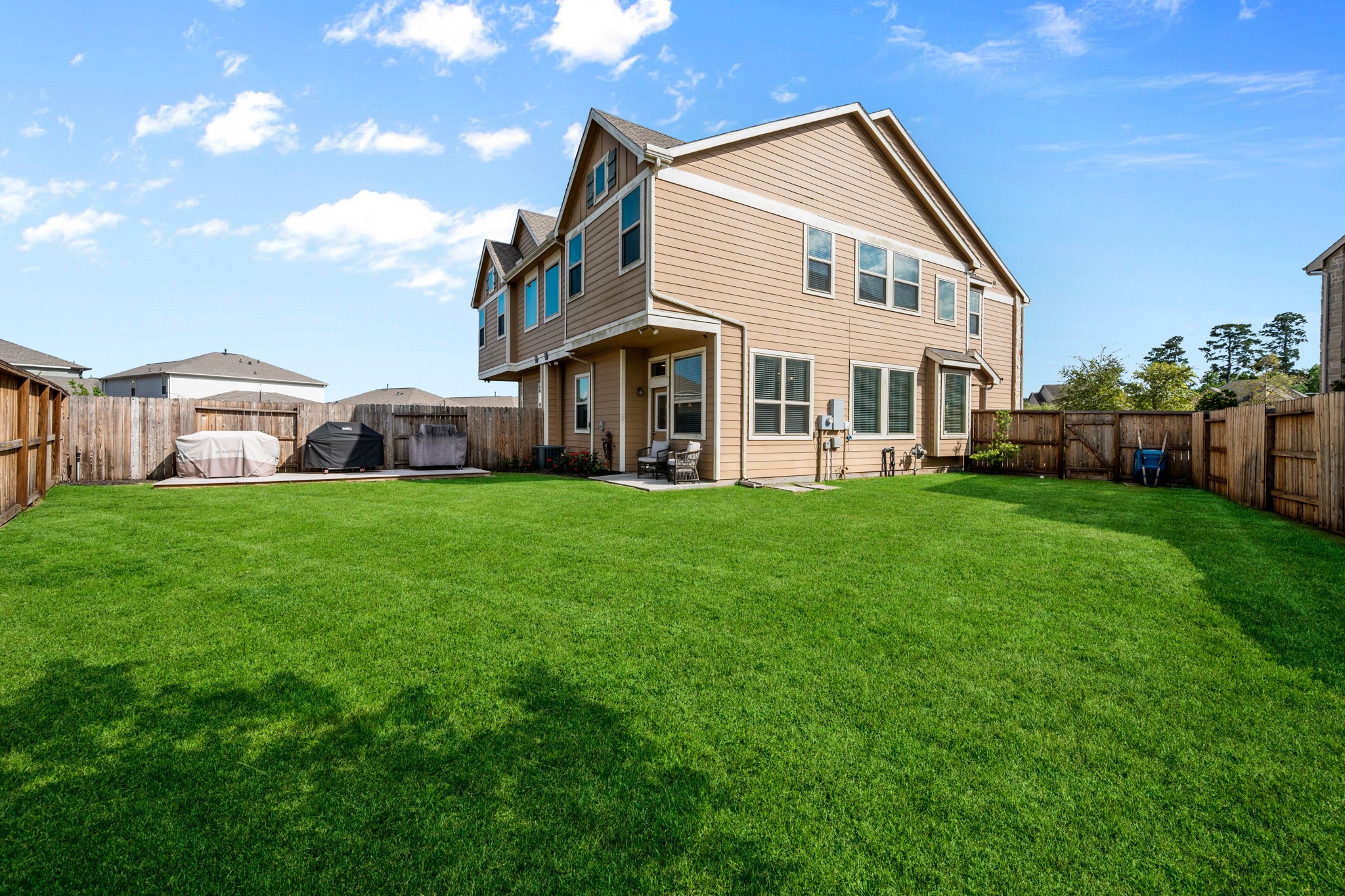 25330 Fallen Acorn Court Porter, TX 77365 - Photo 3 of 31 Large Backyard with utility easements in the front.