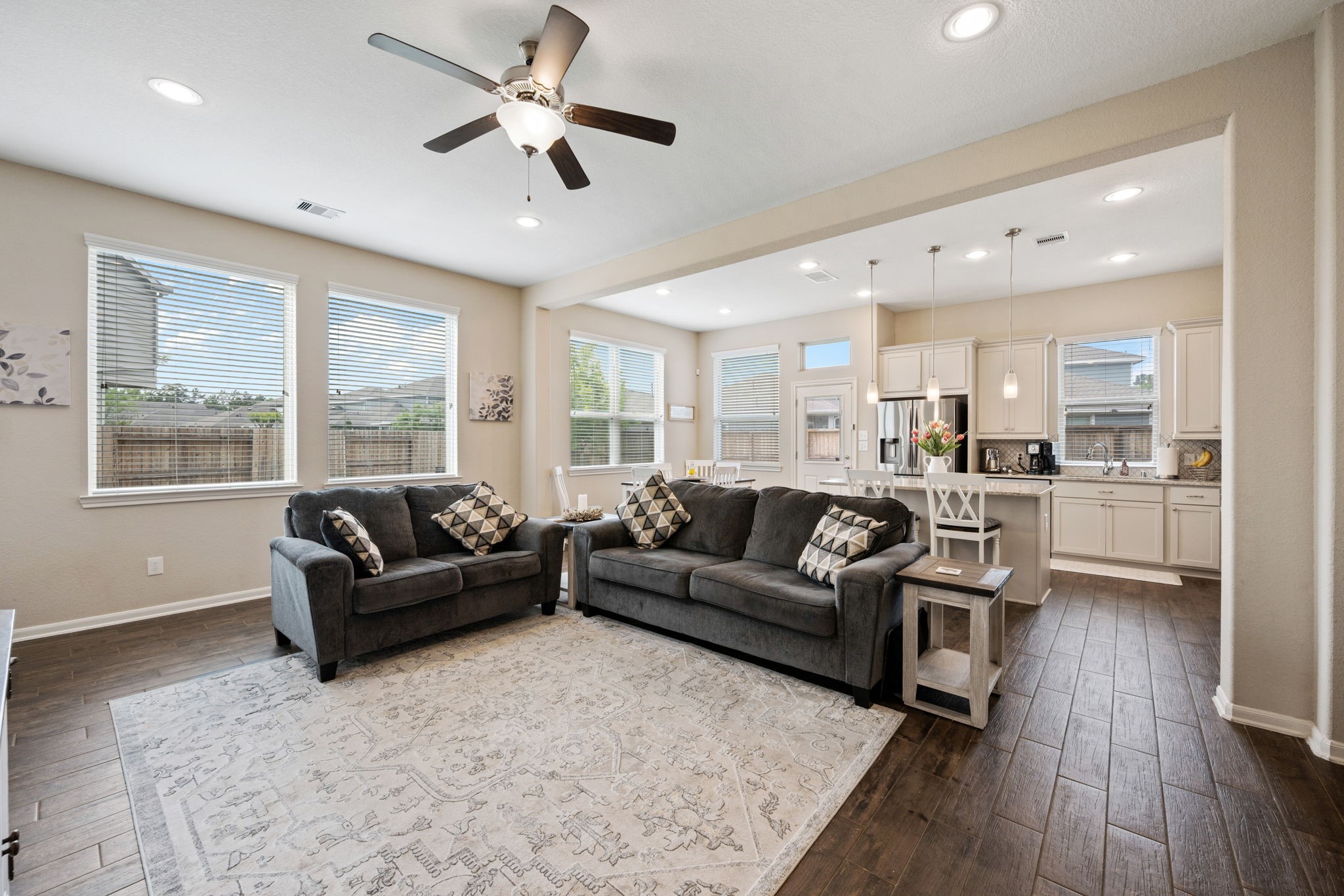 25330 Fallen Acorn Court Porter, TX 77365 - Photo 5 of 31 Looking into kitchen and dining.