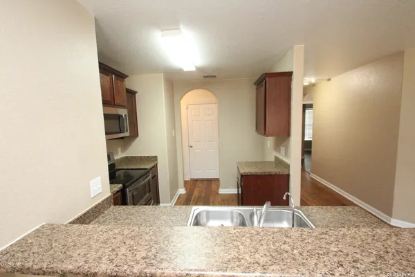 $1,550 | 3903 Southern Field, San Antonio, TX 78222