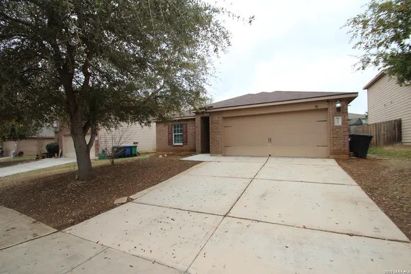 $1,550 | 3903 Southern Field, San Antonio, TX 78222