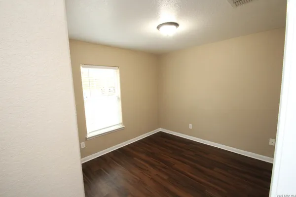 $1,550 | 3903 Southern Field, San Antonio, TX 78222