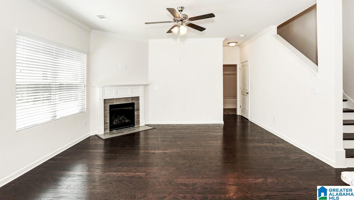 952 Valley Circle Leeds, AL 35094 - Photo 2 of 7