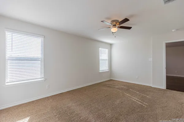 $2,250 | 2918 Lindenwood Run, San Antonio, TX 78245