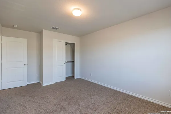 $2,250 | 2918 Lindenwood Run, San Antonio, TX 78245