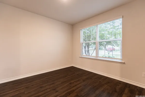 $2,250 | 2918 Lindenwood Run, San Antonio, TX 78245