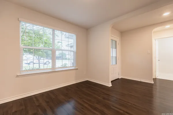 $2,250 | 2918 Lindenwood Run, San Antonio, TX 78245