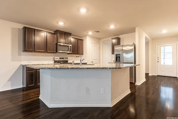 $2,250 | 2918 Lindenwood Run, San Antonio, TX 78245