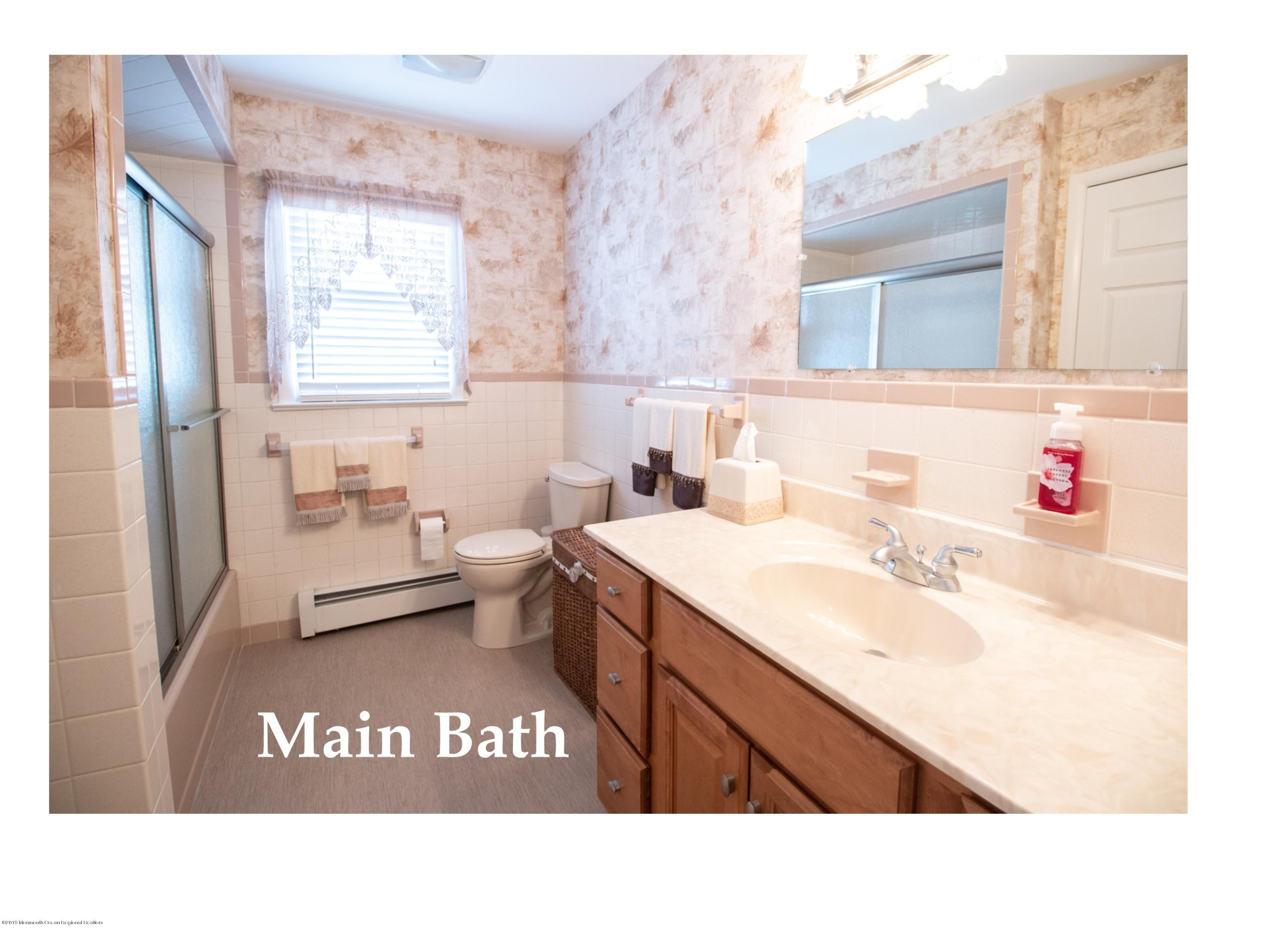 5 Norway Road Toms River, NJ 08757 - Photo 21 of 24 Main Bath
