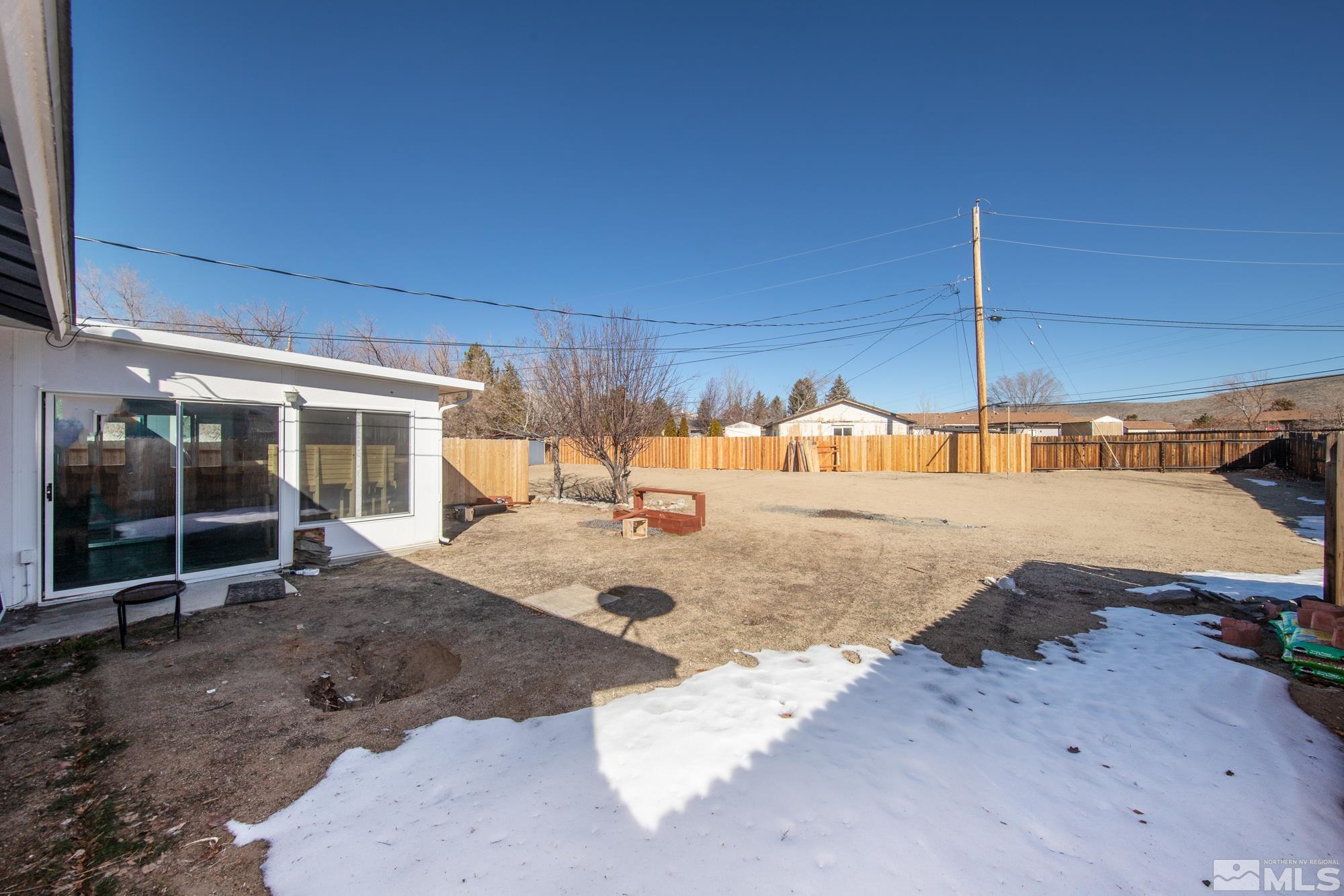 3935 Peregrine Circle Reno, NV 89508 - Photo 4 of 23 Photo 4