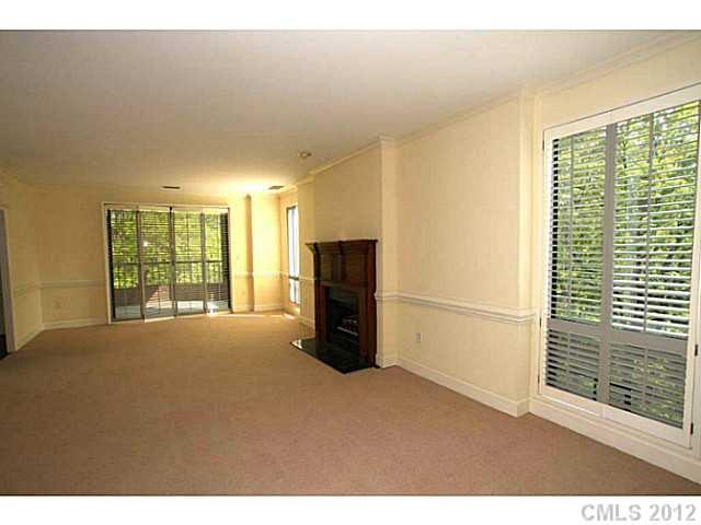 856 Cherokee Road, Unit K5 Charlotte, NC 28207 - Photo 2 of 13 Gallery Image 2