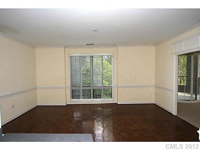 856 Cherokee Road, Unit K5 Charlotte, NC 28207 - Photo 6 of 13 Gallery Image 6
