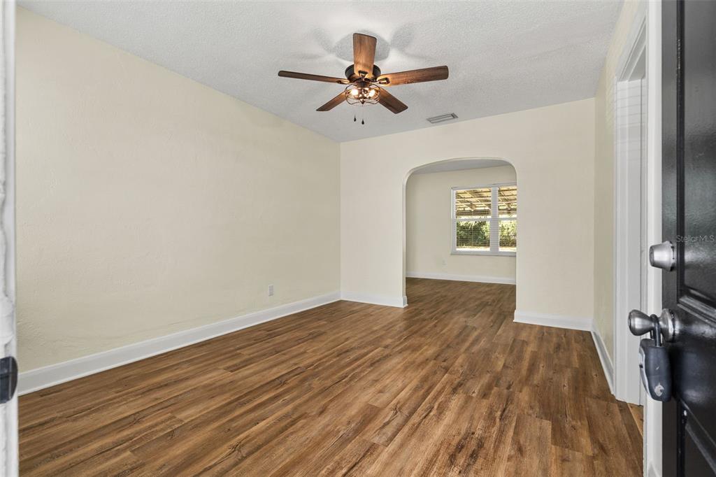 3307 Speer Road Plant City, FL 33565 - Photo 5 of 50