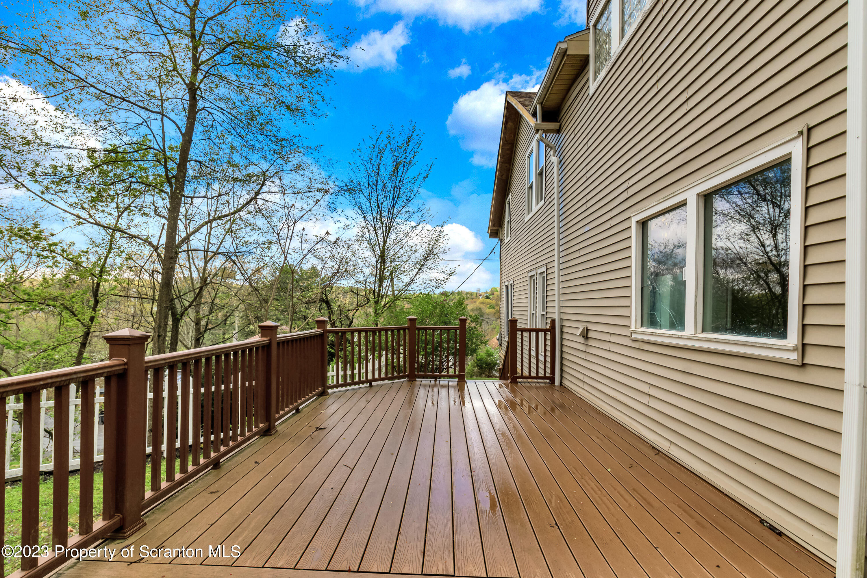 21 Ridge Street Dallas, PA 18612 - Photo 40 of 92