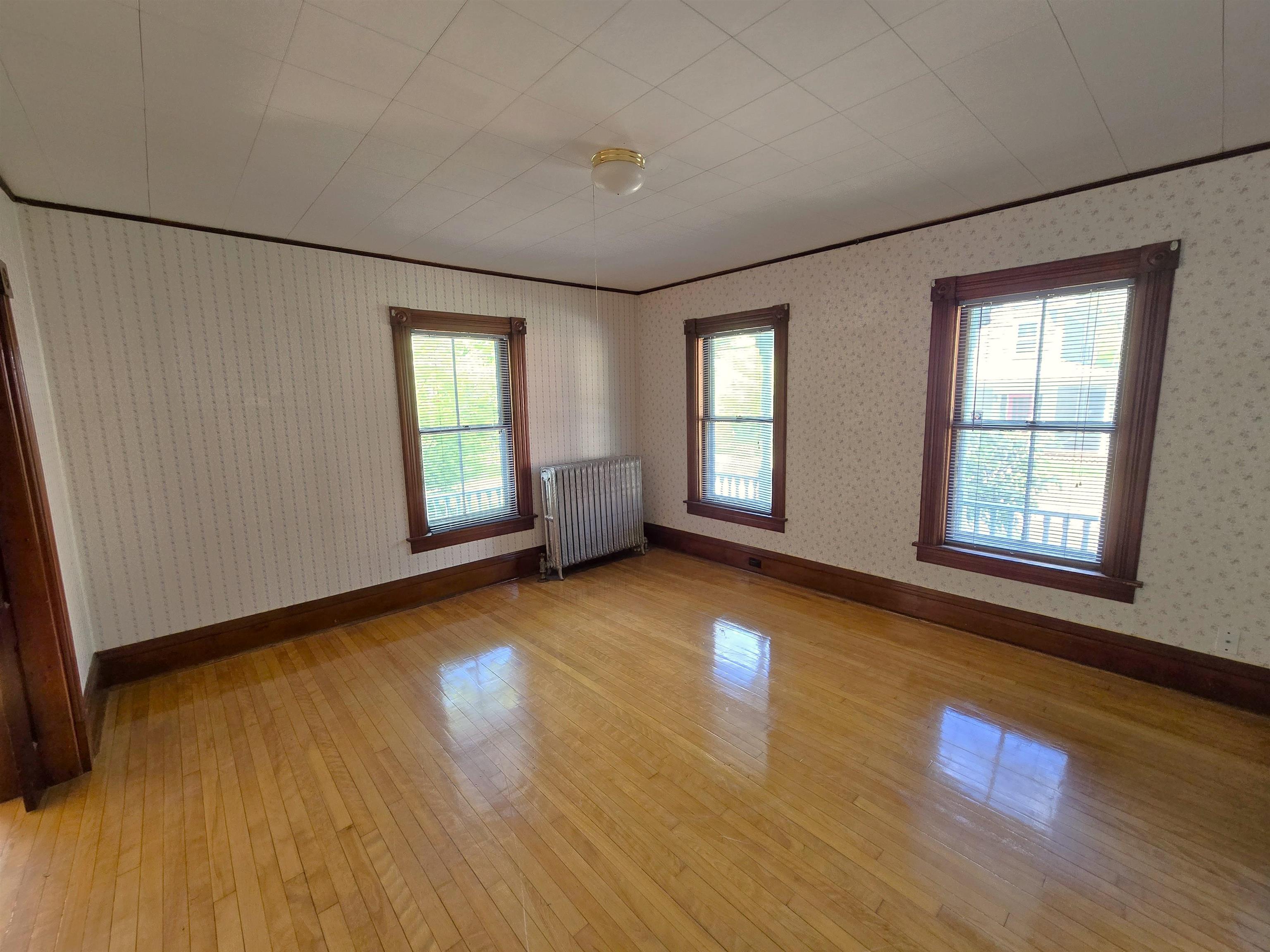 110 Washington Street Brattleboro, VT 05301 - Photo 10 of 17