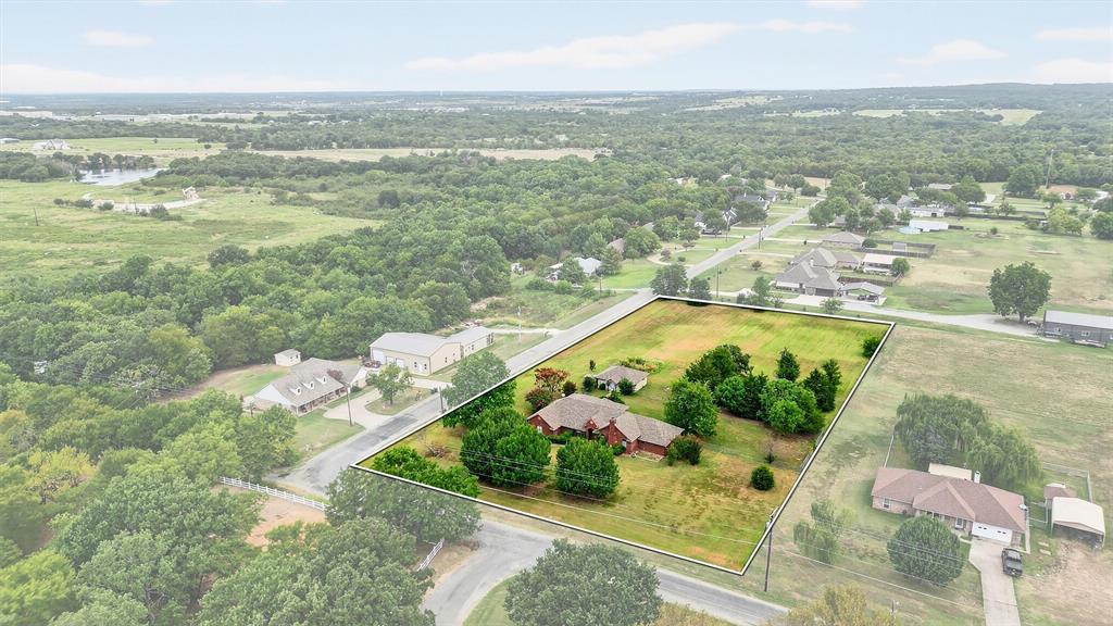 443 Lakewood Road Denison, TX 75020 - Photo 2 of 38 a view of a city