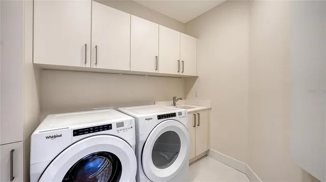 $11,000 | 111 South Pineapple Avenue, Unit 1210, Sarasota, FL 34236