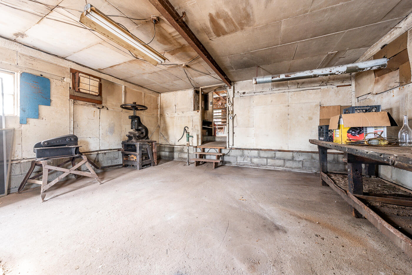 105 West Main Street Wellfleet, MA 02667 - Photo 55 of 59 a view of a room with gym equipment