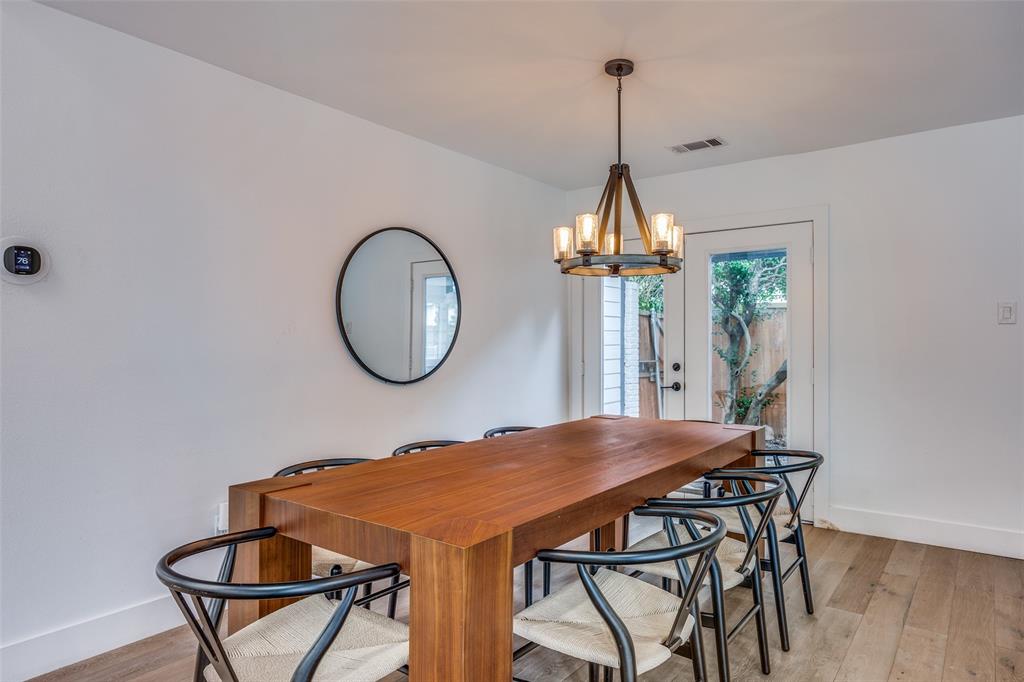 6719 Duffield Court Dallas, TX 75248 - Photo 6 of 24