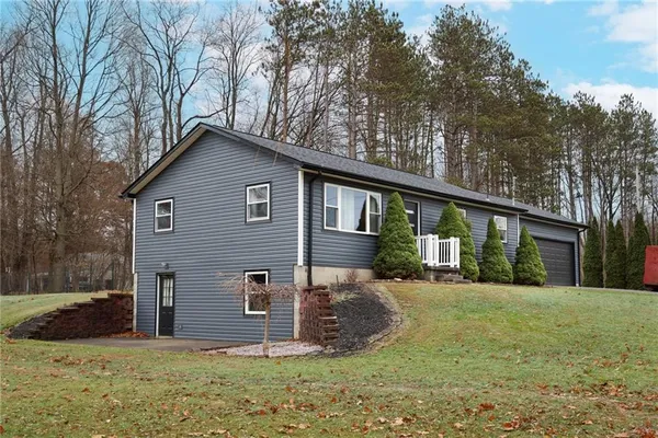 $249,900 | 470 North Liberty Road, Grove City, PA 16127