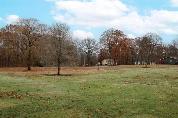$249,900 | 470 North Liberty Road, Grove City, PA 16127