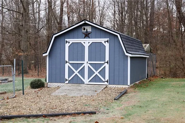 $249,900 | 470 North Liberty Road, Grove City, PA 16127
