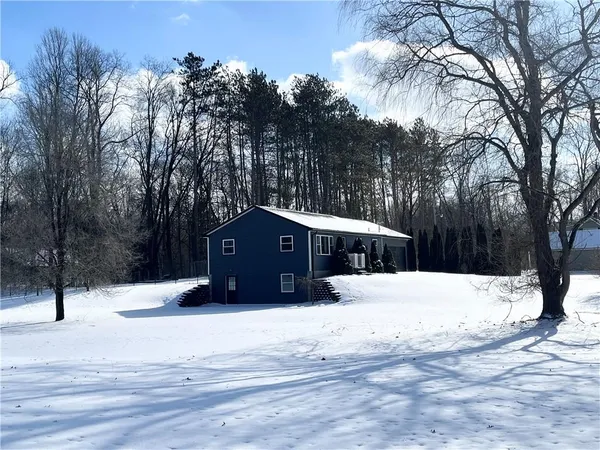 $249,900 | 470 North Liberty Road, Grove City, PA 16127