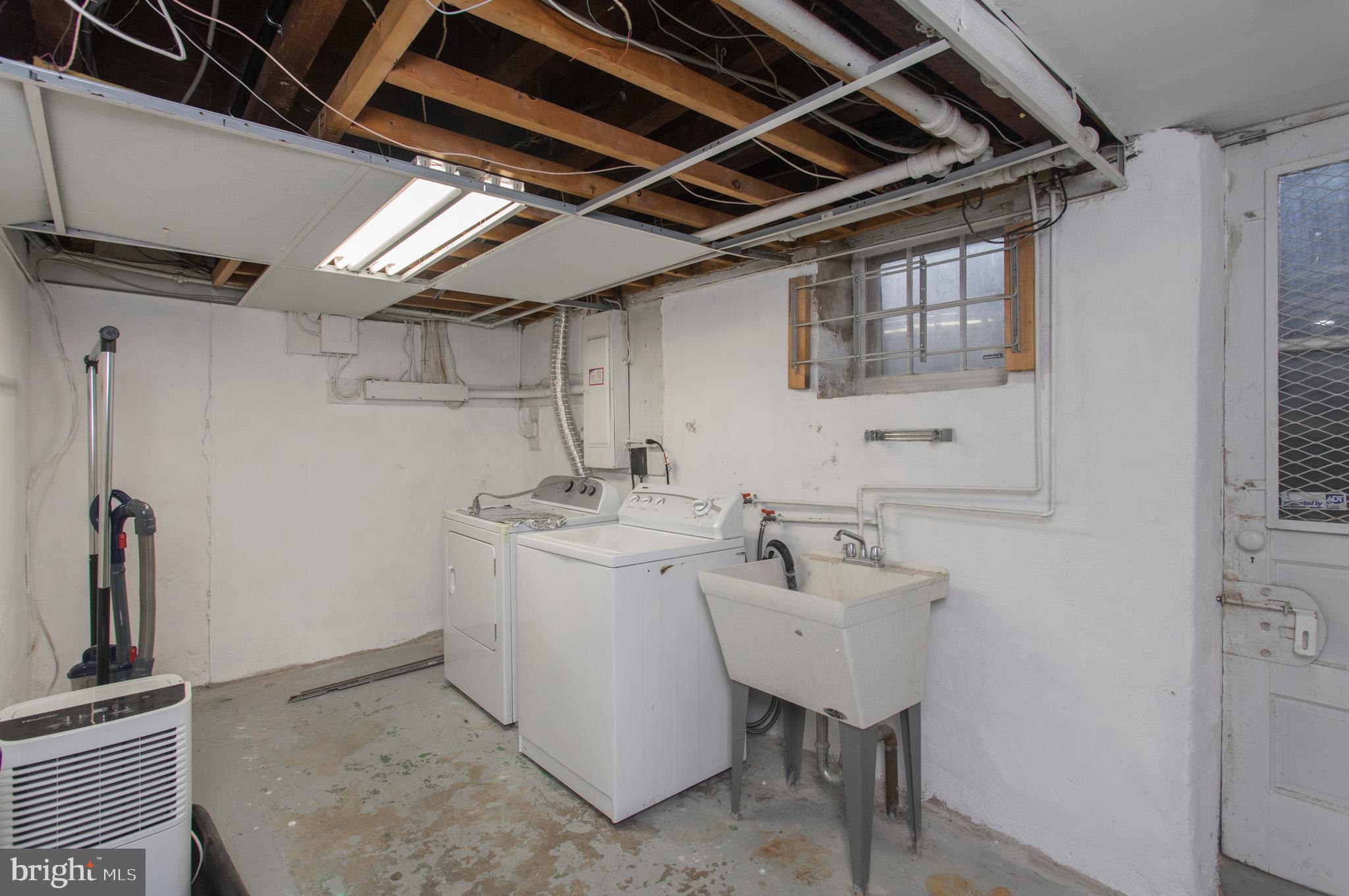 1417 Edgevale Road Wynnewood, PA 19096 - Photo 32 of 39 Gallery Image 32