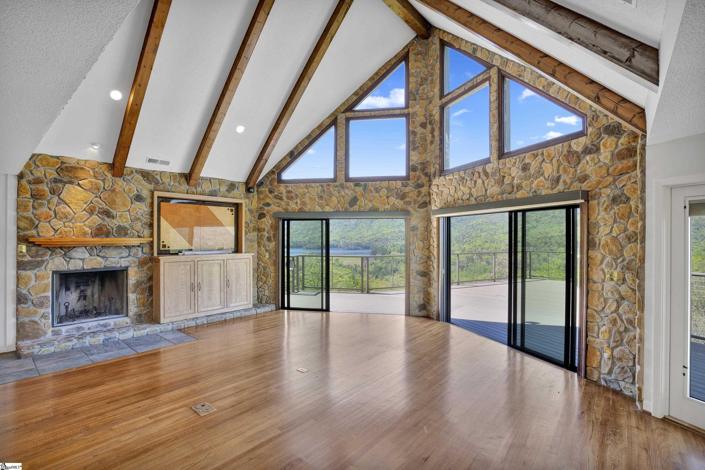 222 River Bluff Road Cleveland, SC 29635 - Photo 9 of 30