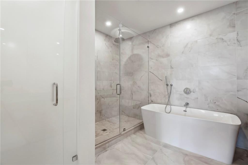 2425 Peachtree Road, Unit 501 Atlanta, GA 30305 - Photo 20 of 39 Gallery Image 20