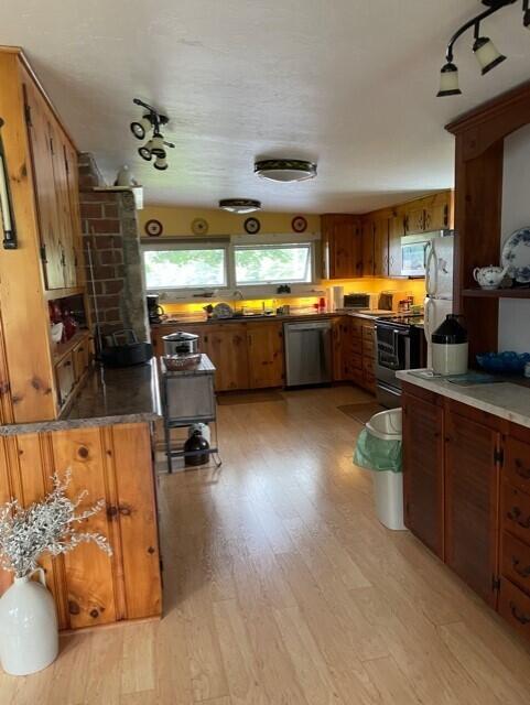 47 Blanchard Road Cumberland Center, ME 04021 - Photo 11 of 25 Kitchen
