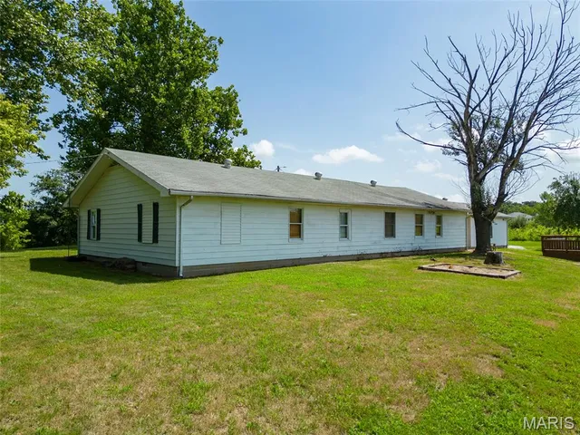 $120,000 | 8615 Snell Lane, Carlinville, IL 62626