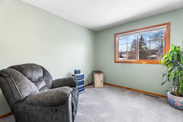 $330,000 | 325 Hillandale Street, Round Lake, IL 60073