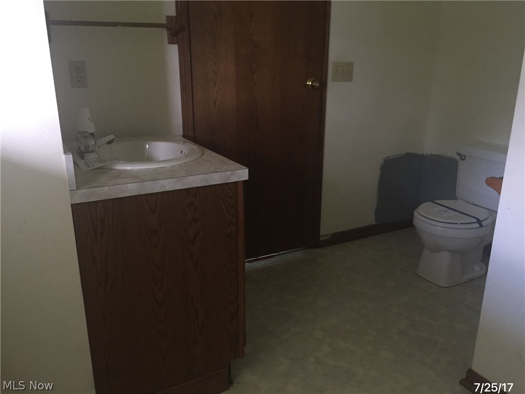 6790 Navarre Road Southwest Massillon, OH 44646 - Photo 13 of 14