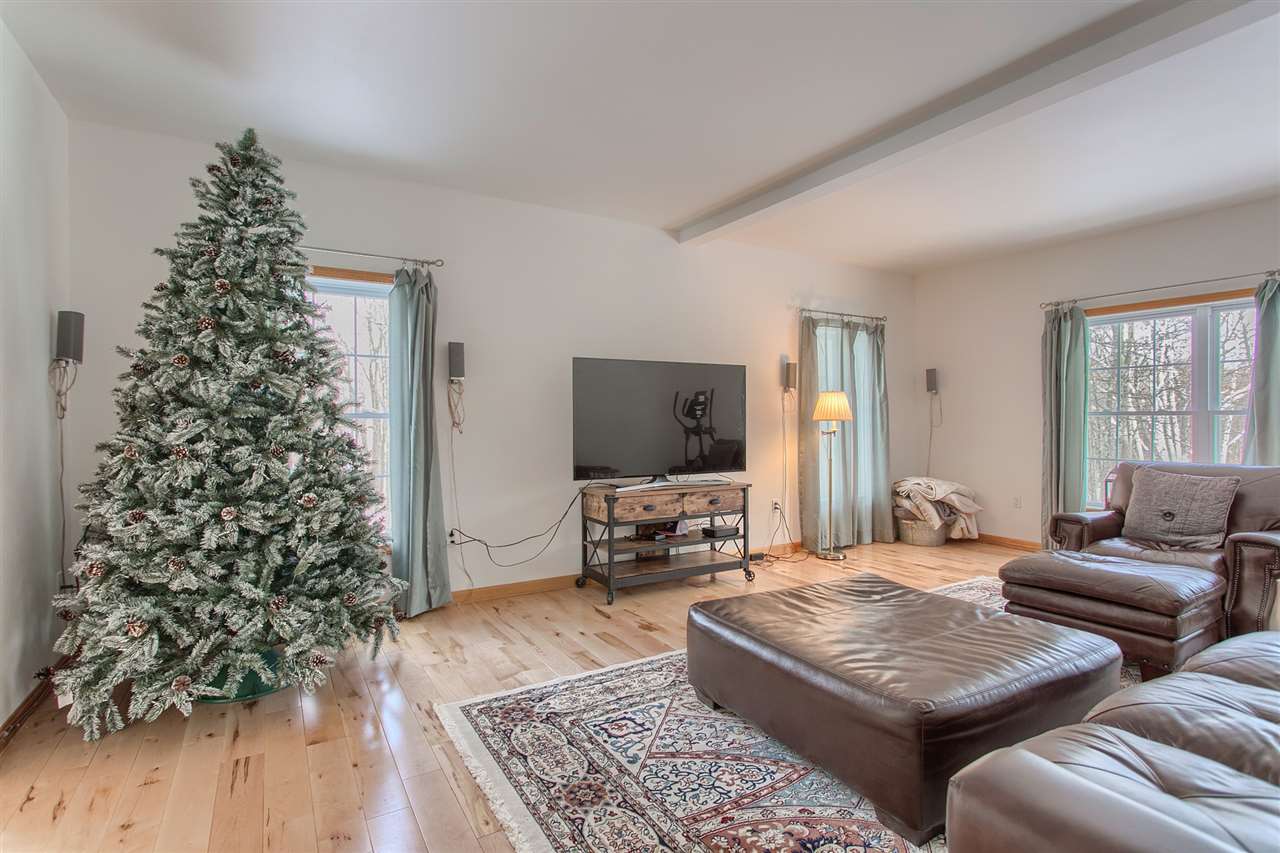 10 Squire Armour Road Windham, NH 03087 - Photo 19 of 40
