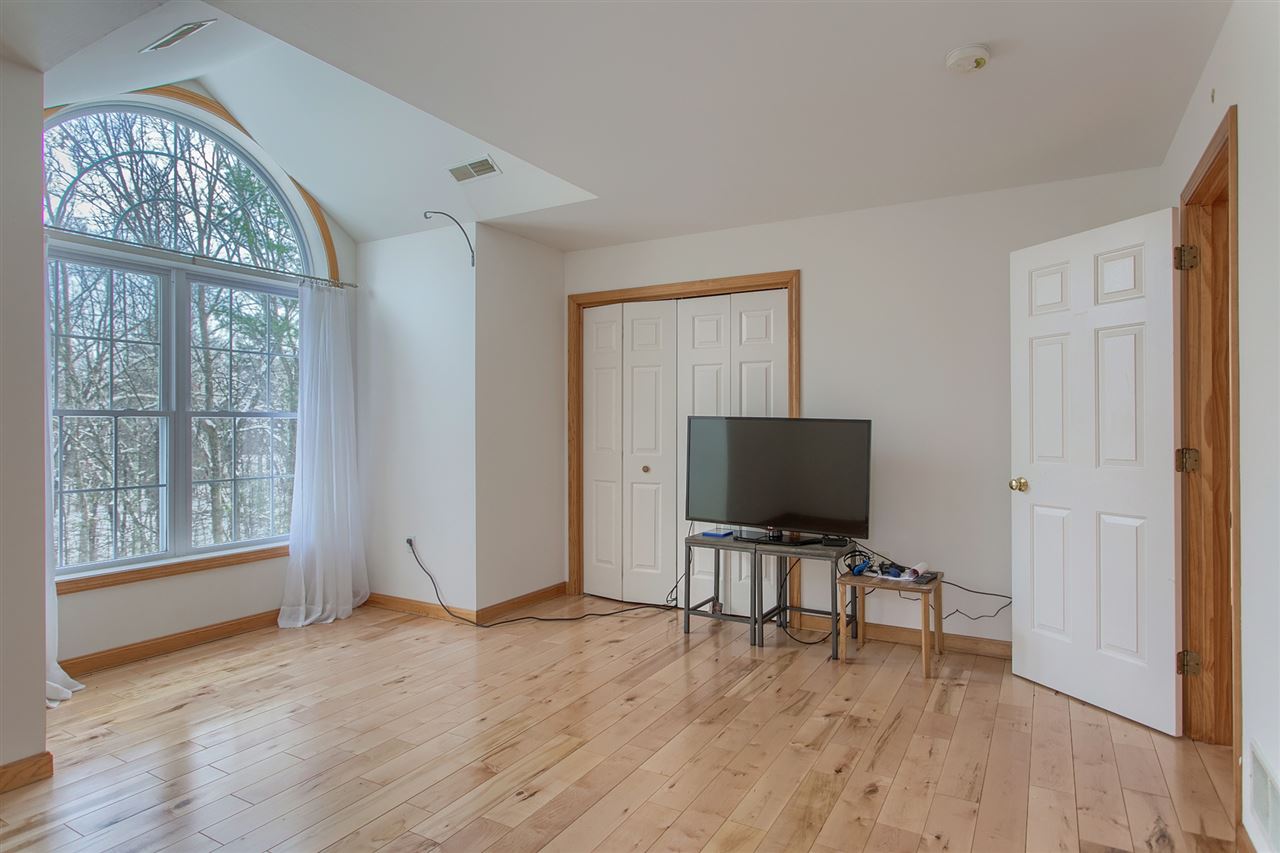 10 Squire Armour Road Windham, NH 03087 - Photo 20 of 40