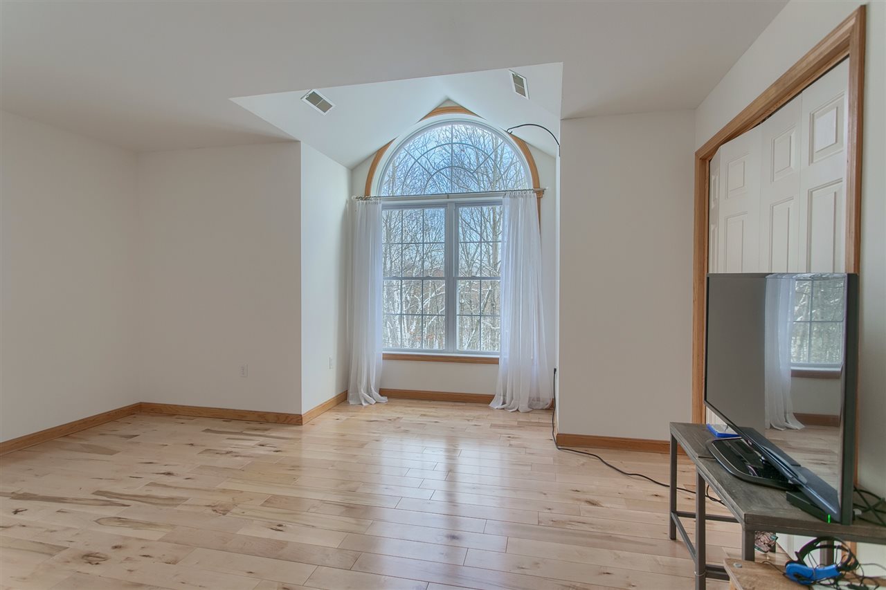 10 Squire Armour Road Windham, NH 03087 - Photo 22 of 40